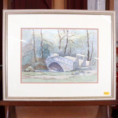 Lot 564 - Assorted pictures and prints to include an...