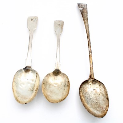 Lot 209 - A George III silver serving spoon, in the Old...