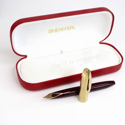 Lot 173 - A Sheaffer PFM V fountain pen, in burgundy...