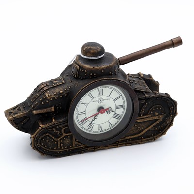 Lot 179 - A contemporary cast brass clock, modelled as a...