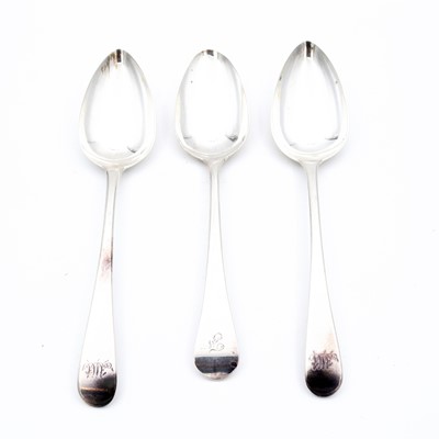 Lot 222 - A pair of George III silver tablespoons in the...