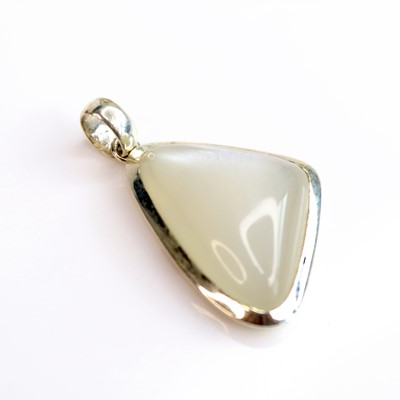 Lot 291 - A contemporary silver and cabochon moonstone...