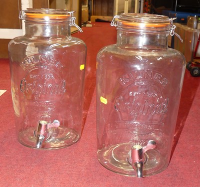 Lot 146 - A pair of clear glass kilner jars, each with...