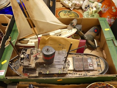 Lot 116 - A remote control model of a trawler, l.50cm,...