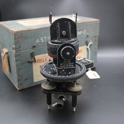 Lot 178 - An Air Ministry Astro Compass Mk2 in original...