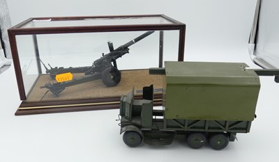 Lot 124 - A painted scale model of a 5-5 medium gun,...