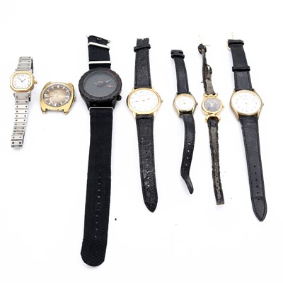 Lot 236 - A collection of watches and watch parts, to...