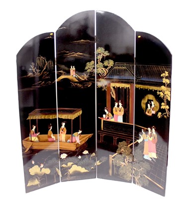 Lot 605 - A contemporary Japanese lacquered, gilt...