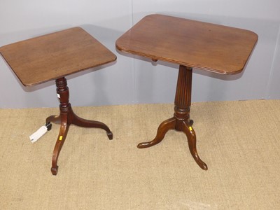 Lot 635 - A mid-19th century mahogany round cornered...