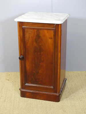 Lot 700 - A mid-Victorian mahogany and flame mahogany...
