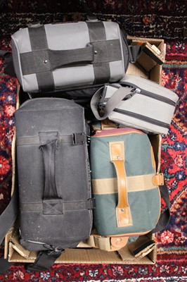 Lot 138 - A collection of cameras, to include a Sony...