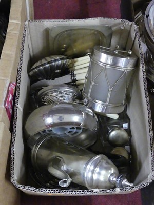 Lot 143 - A collection of silver-plated wares, to...