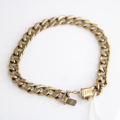 Lot 193 - A modern 9ct gold flat curb link bracelet,...