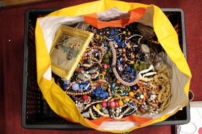 Lot 188 - A collection of costume jewellery, to include...