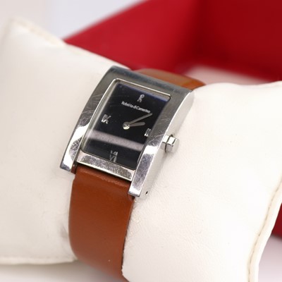 Lot 225 - A Roberta Di Camerino quartz tank watch with...