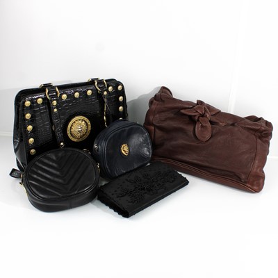 Lot 167 - A lady's black patent leather handbag, with...
